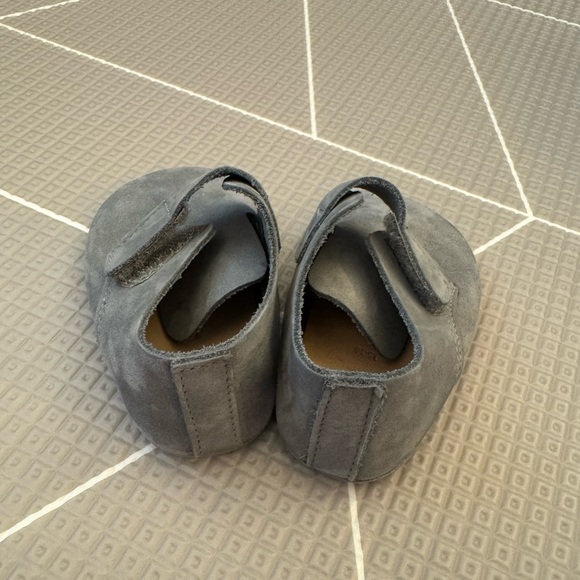 ZARA Baby Shoes (Grey Suede) - Picture 2 of 3